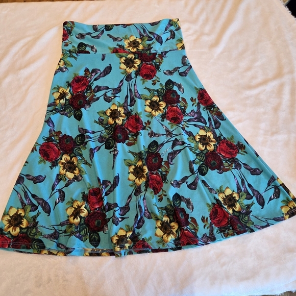 Lularoe Women's Turquoise Floral Pull On Skirt Medium Azure A Line Red Roses - Picture 1 of 8